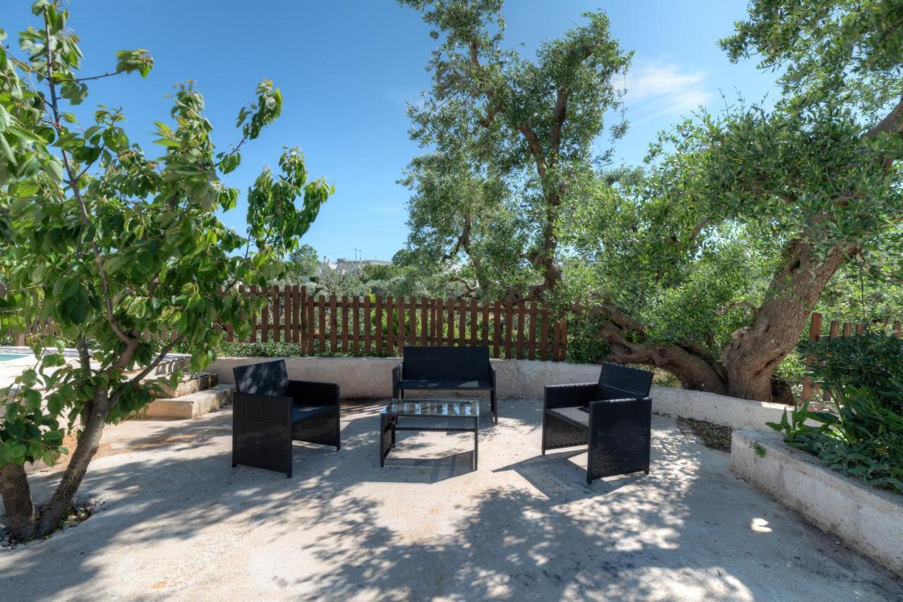 Trullo Paan By Typney Ostuni Exterior photo