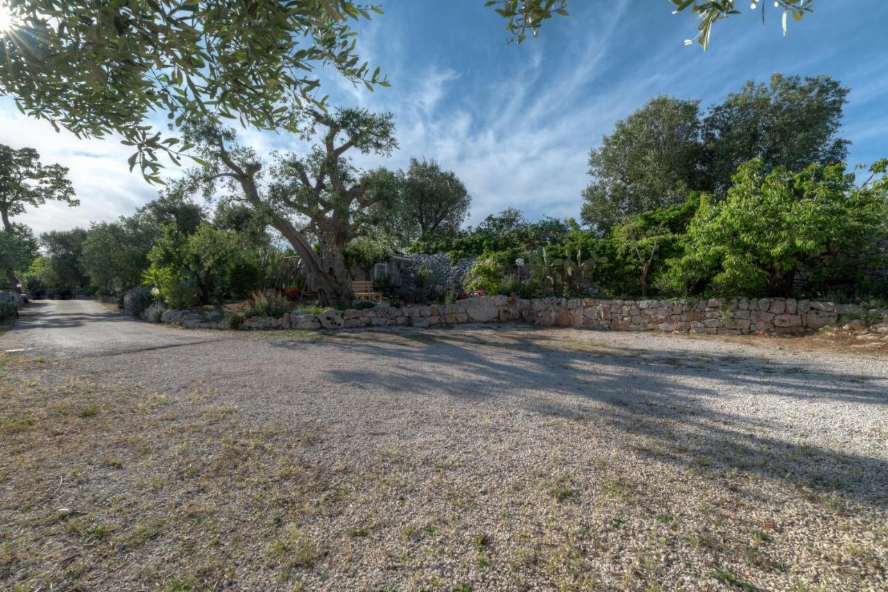 Trullo Paan By Typney Ostuni Exterior photo