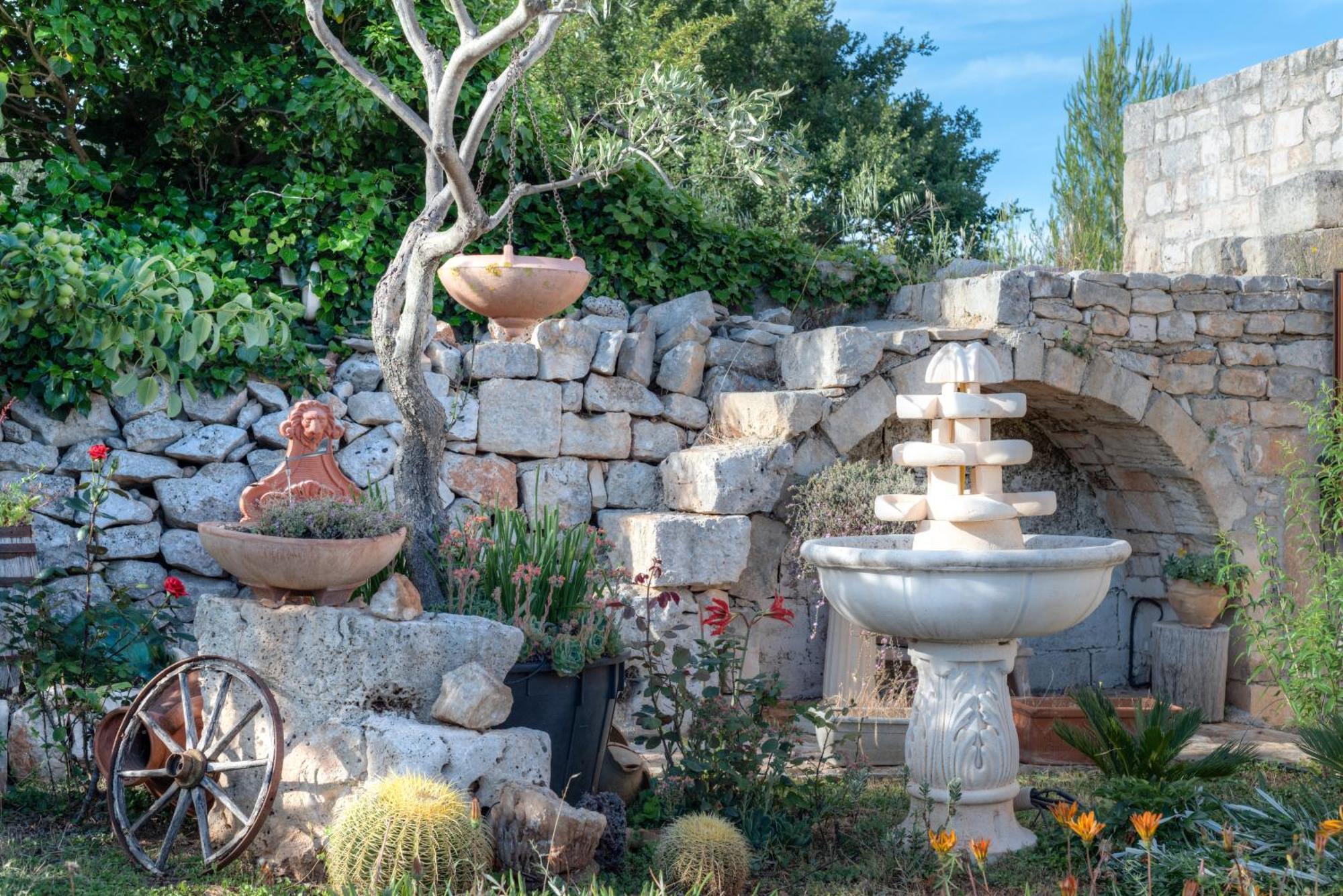 Trullo Paan By Typney Ostuni Exterior photo